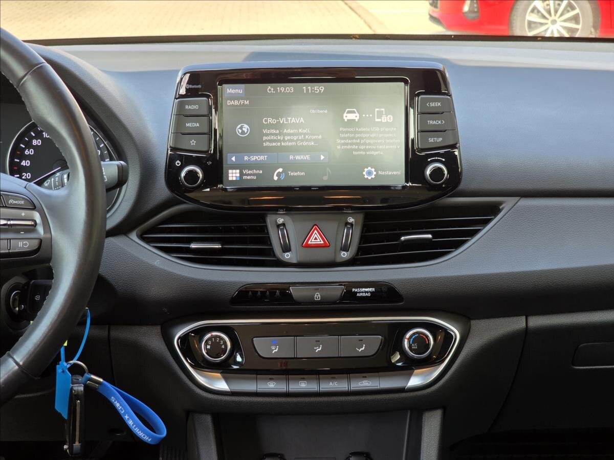 Hyundai i30 Kombi 1,6 l 85 kw