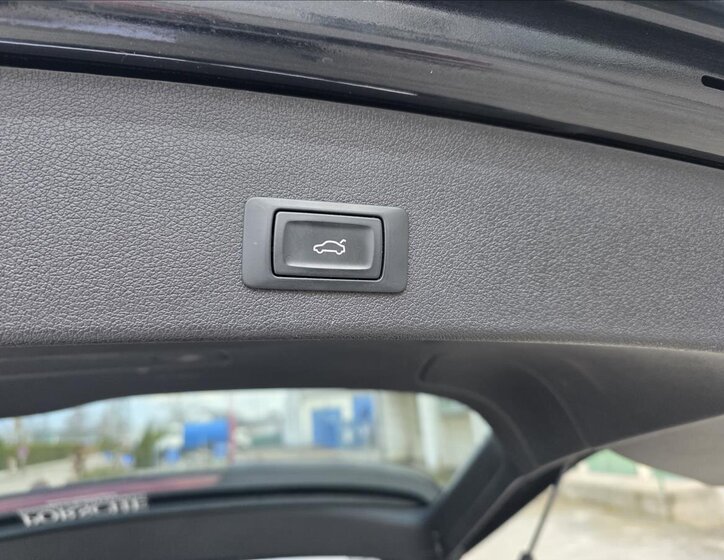 Audi Q5 SUV / Terénní 3,0 l 180 kw