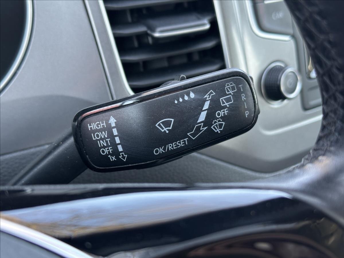 Volkswagen Golf Sportsvan MPV 1,4 l 92 kw