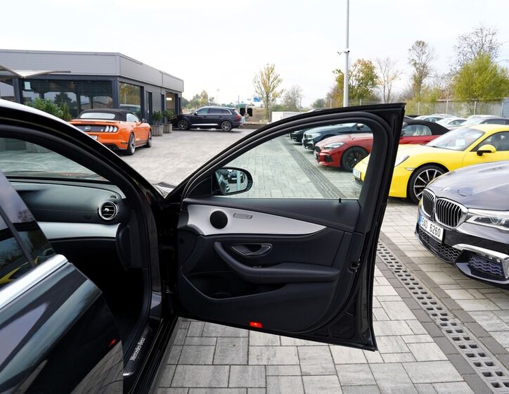 Mercedes-Benz Třídy E Sedan 2,0 l 145 kw