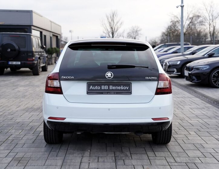 Škoda Rapid 5