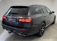 Mercedes-Benz Třídy E 2