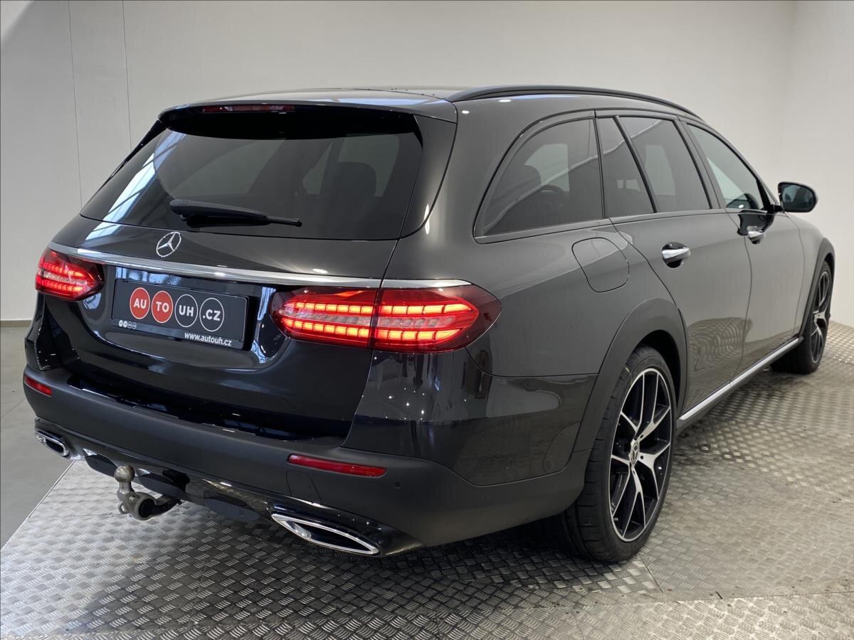 Mercedes-Benz Třídy E