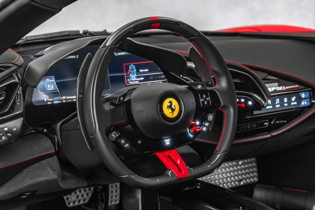 Ferrari SF90 Kupé 4,0 l 574 kw