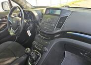 Chevrolet Orlando 27