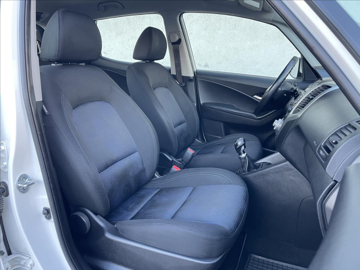 Hyundai ix20 MPV 1,4 l 66 kw