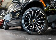 Chevrolet Suburban SUV 6,2 l 313 kw