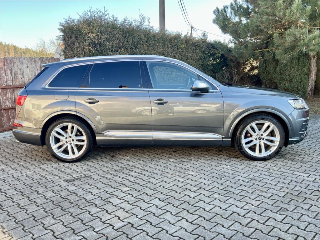 Audi SQ7 SUV / Terénní 4,0 l 320 kw