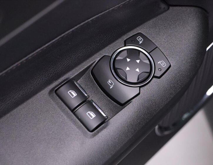 Ford Mustang Kupé 5,0 l 310 kw