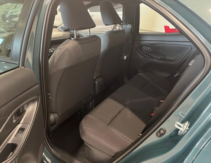 Toyota Yaris Cross 9