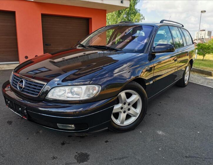 Opel Omega 1