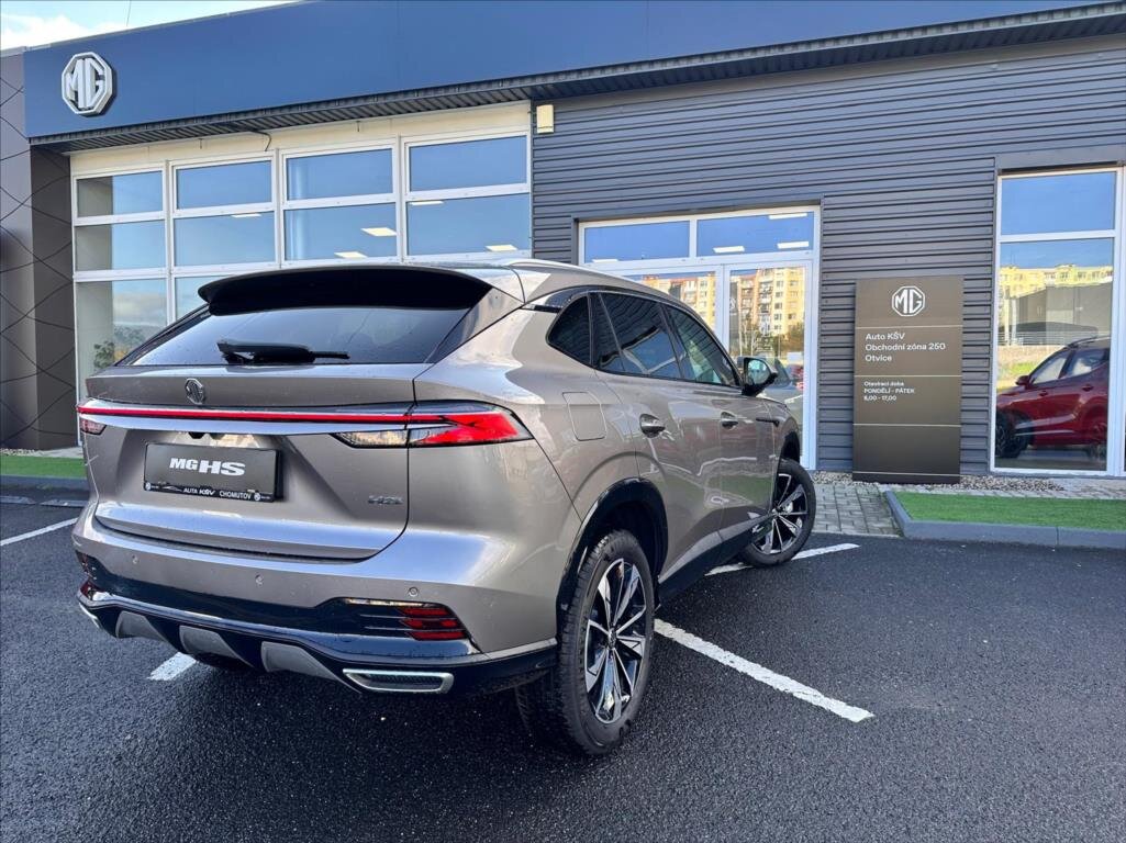 MG HS SUV 1,5 l 125 kw