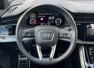 Audi Q7 8
