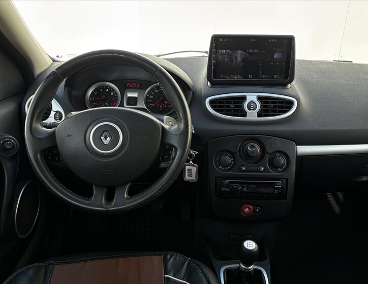 Renault Clio Kombi 1,1 l 74 kw