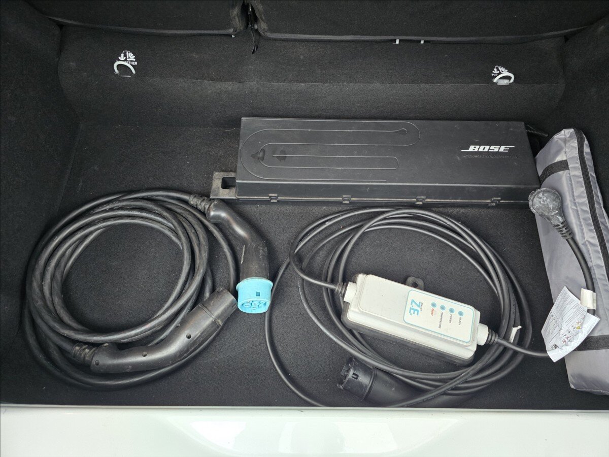 Renault ZOE Hatchback 0,0 80 kw