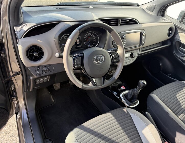 Toyota Yaris Hatchback 1,5 l 82 kw