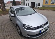 Volkswagen Golf 16