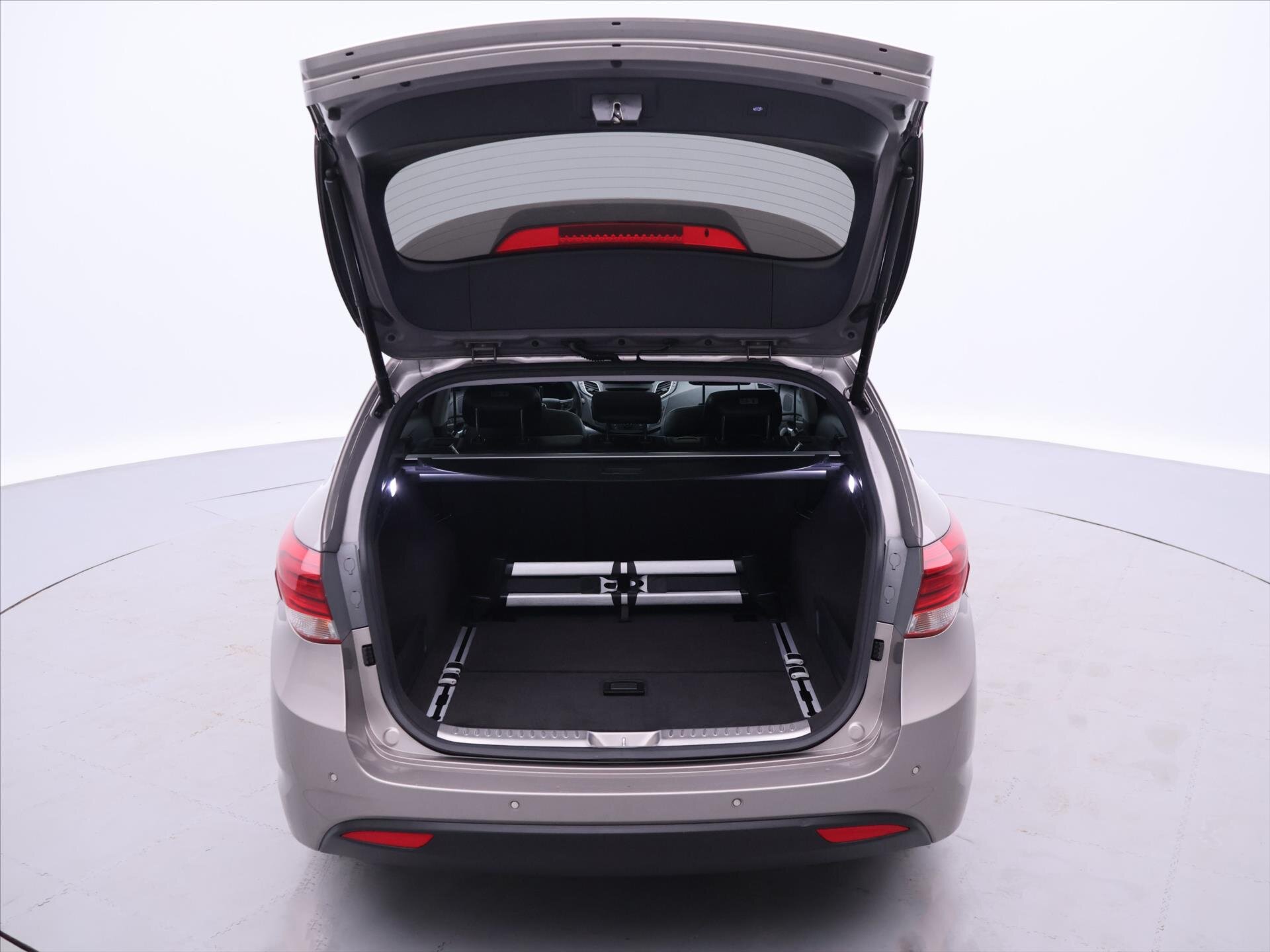 Hyundai i40 Kombi 1,7 l 104 kw