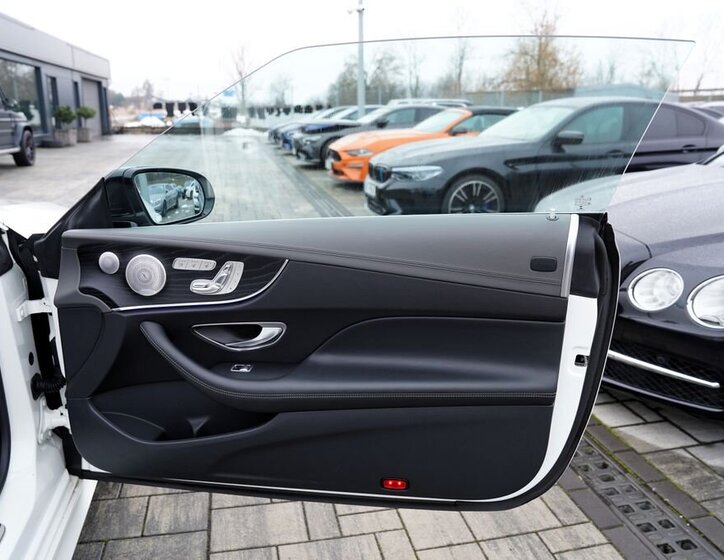 Mercedes-Benz Třídy E 23