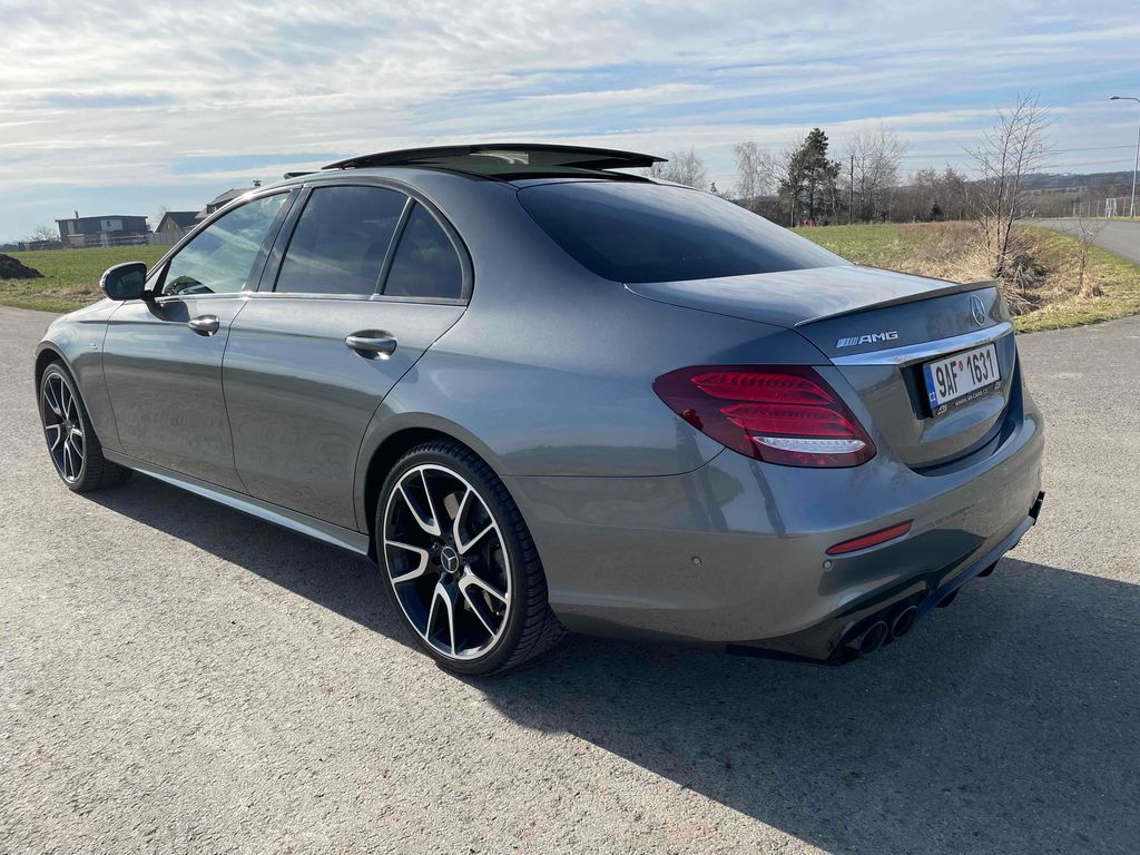 Mercedes-Benz Třídy E