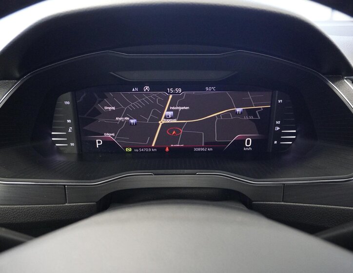 Škoda Superb Kombi 1,5 l 110 kw