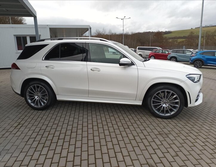 Mercedes-Benz GLE SUV 3,0 l 270 kw