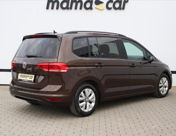 Volkswagen Touran 7