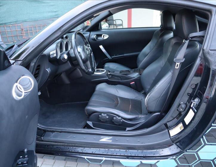 Nissan 350 Z 7