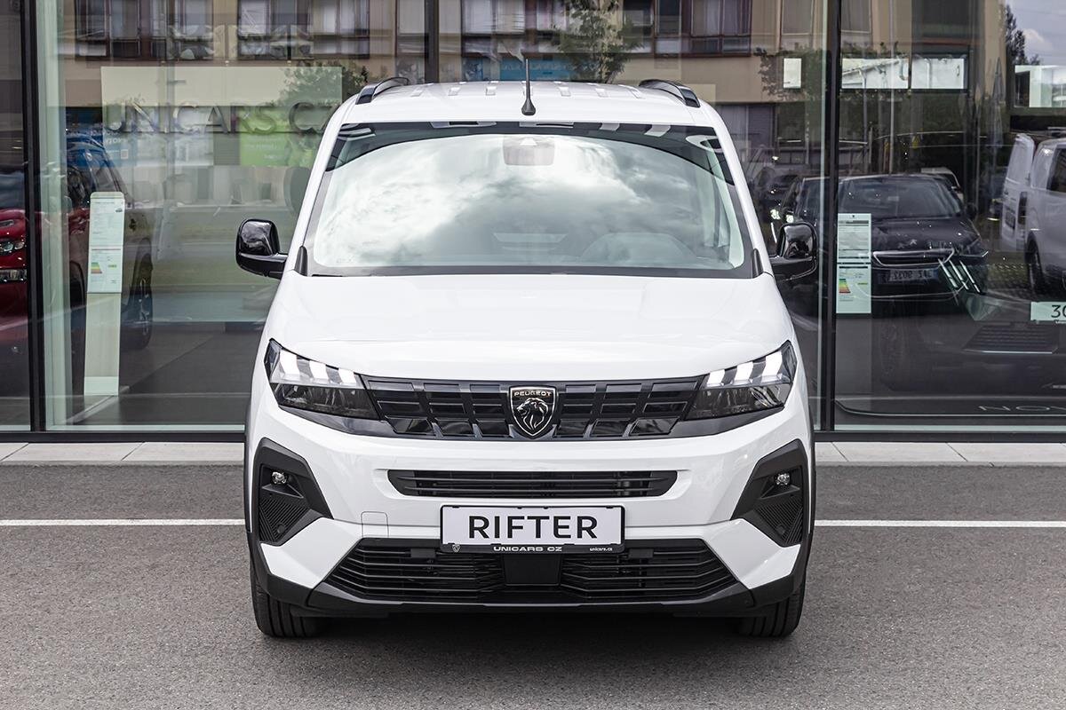 Peugeot Rifter MPV 1,5 l 96 kw