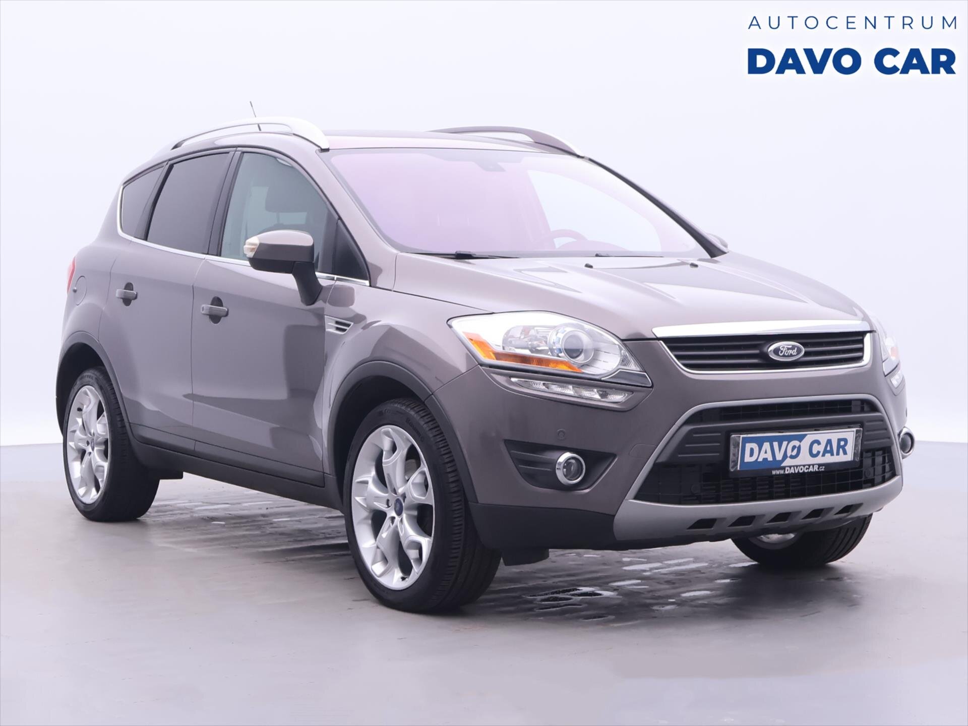 Ford Kuga SUV / Terénní 2,0 l 103 kw