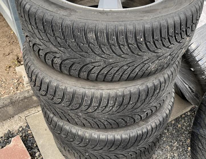 Volkswagen Passat 32