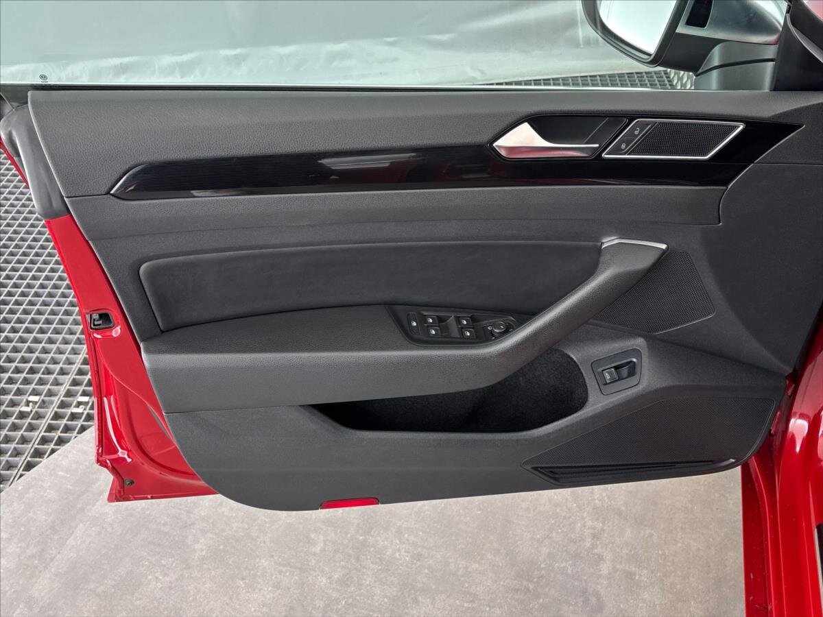 Volkswagen Arteon Liftback 2,0 l 110 kw