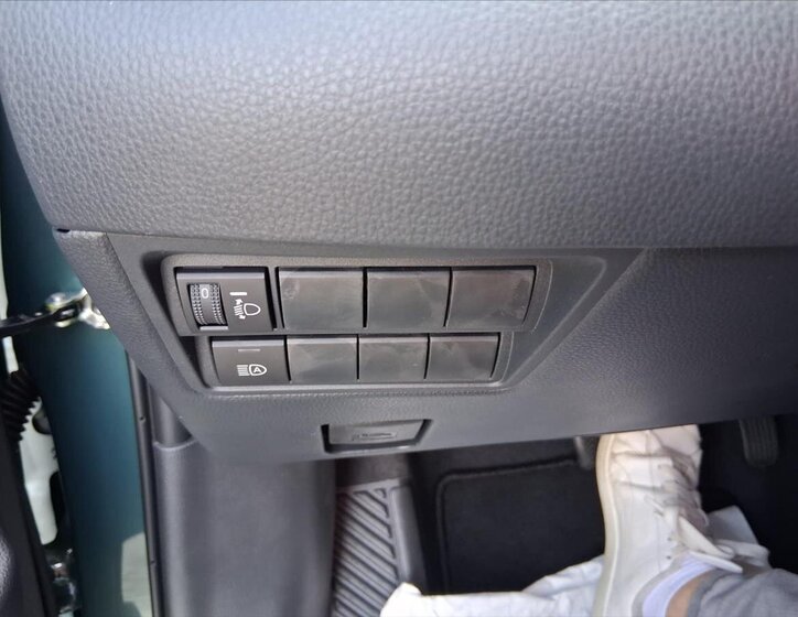 Toyota Yaris Hatchback 1,5 l 68 kw