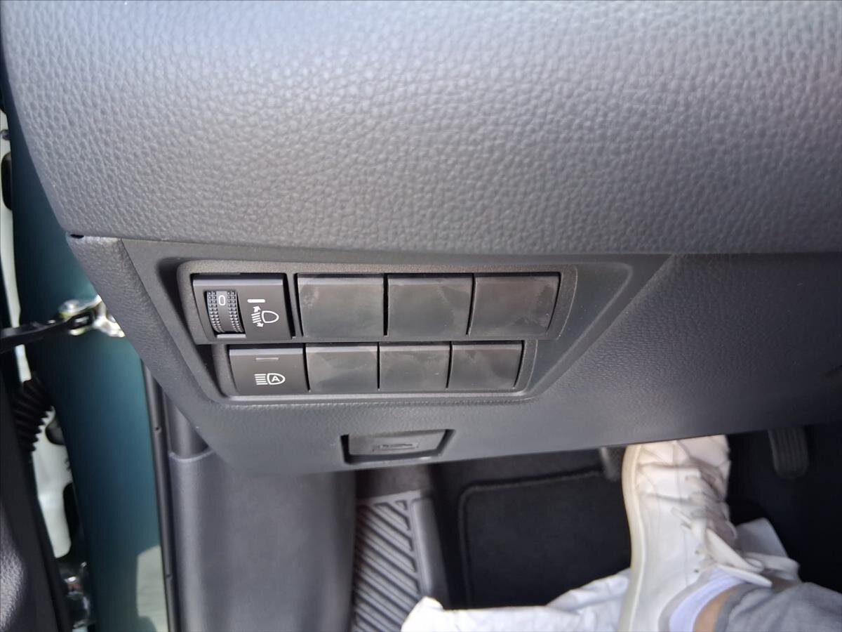 Toyota Yaris Hatchback 1,5 l 68 kw