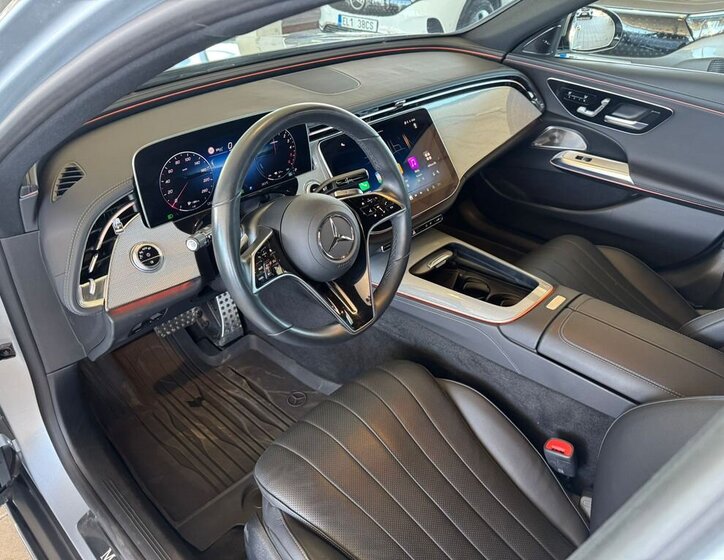 Mercedes-Benz Třídy E Kombi 2,0 l 145 kw