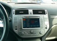 Ford Kuga SUV / Terénní 2,0 l 100 kw
