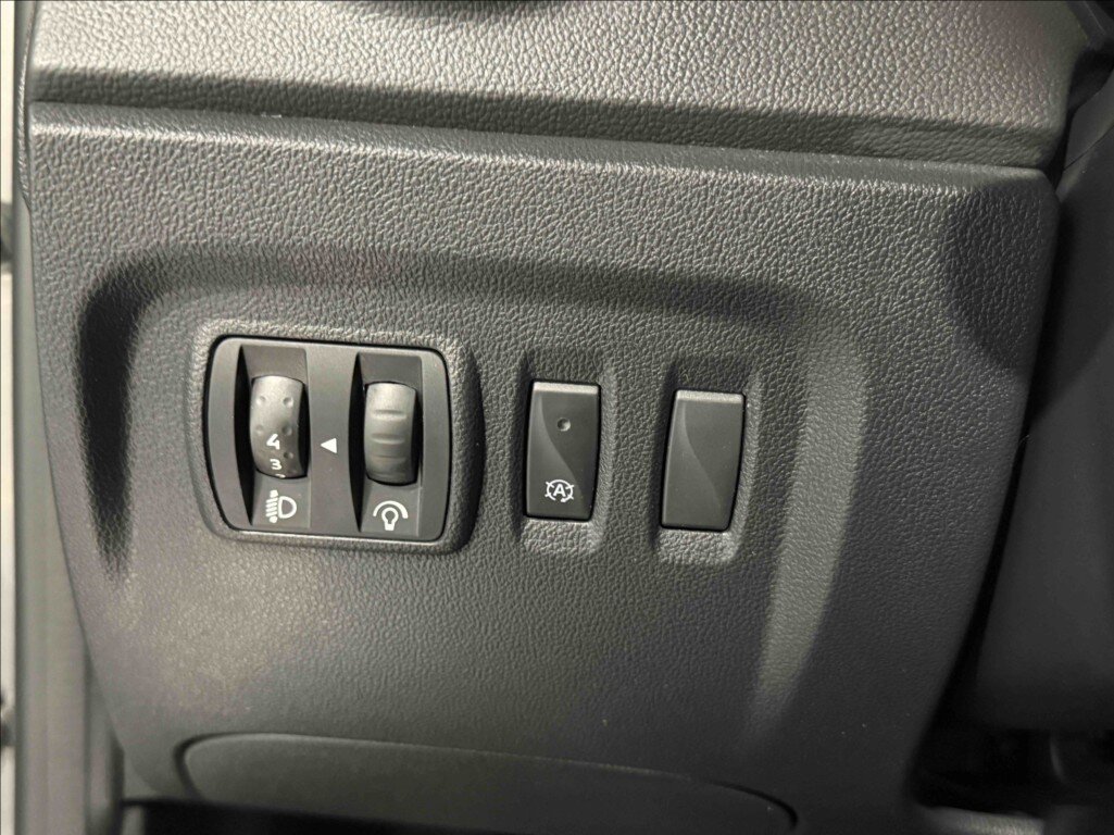 Renault Captur SUV / Terénní 1,3 l 110 kw