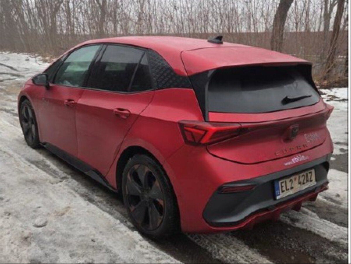 Cupra Born Sedan / Limuzína 0,0 150 kw