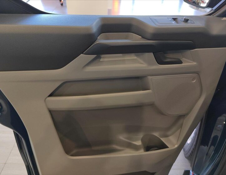 Ford Transit Custom Skříň 2,0 l 81 kw