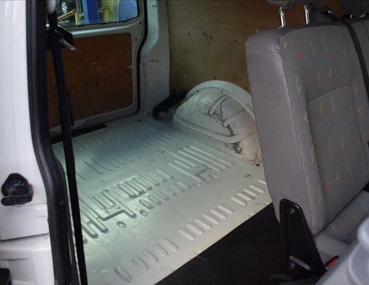 Volkswagen Transporter Ostatní 2,5 l 96 kw