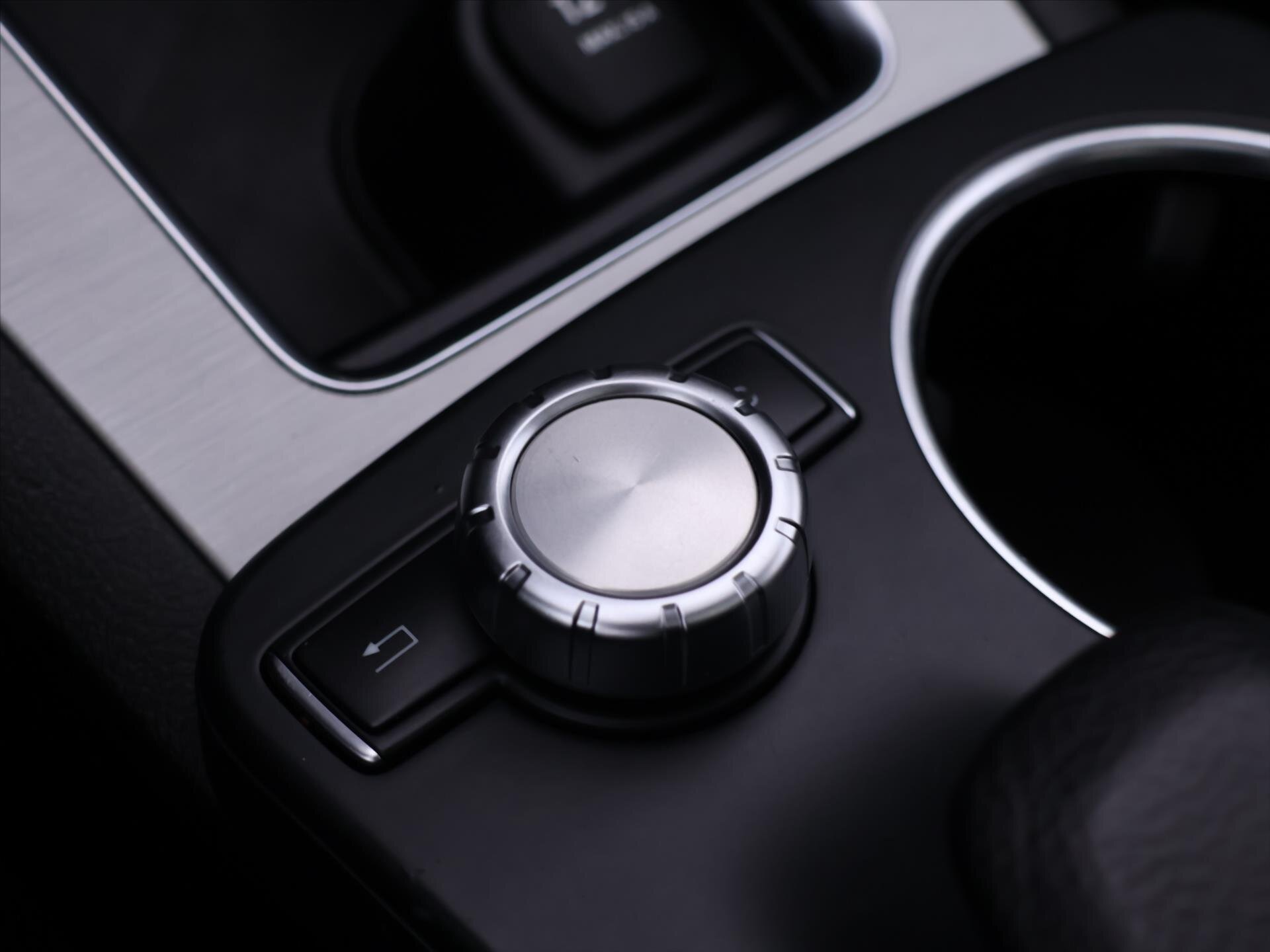 Mercedes-Benz GLK SUV / Terénní 3,0 l 195 kw