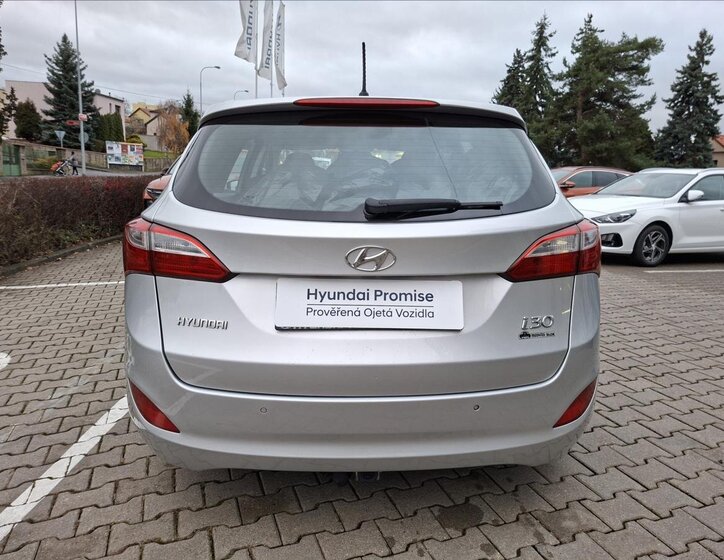 Hyundai i30 5