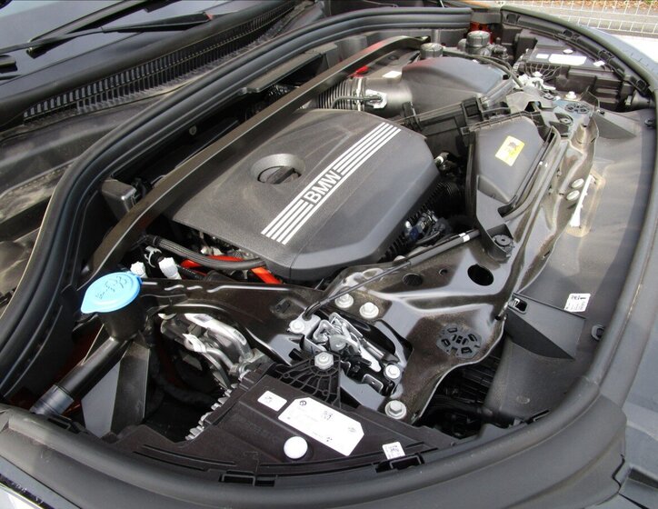 BMW X1 Kombi 1,5 l 110 kw