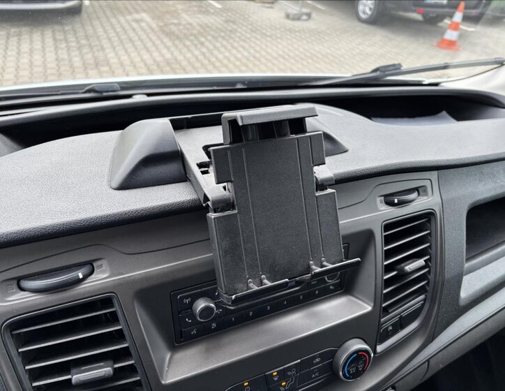 Ford Transit Skříň 2,0 l 77 kw