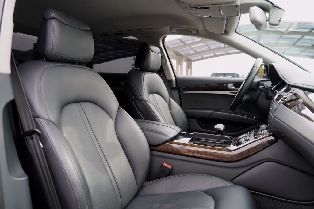 Audi A8 Sedan / Limuzína 3,0 l 213 kw