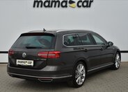 Volkswagen Passat Kombi 2,0 l 176 kw