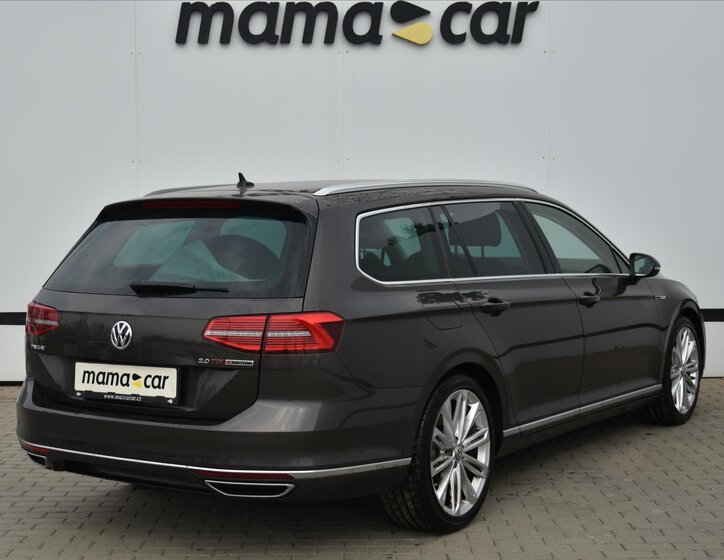 Volkswagen Passat Kombi 2,0 l 176 kw