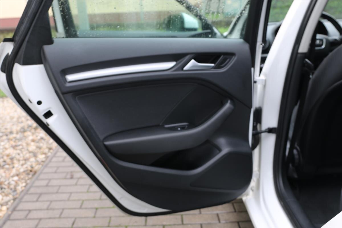 Audi A3 Hatchback 1,6 l 81 kw