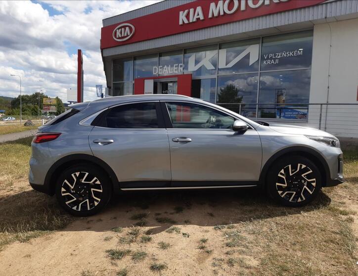 KIA XCeed 5