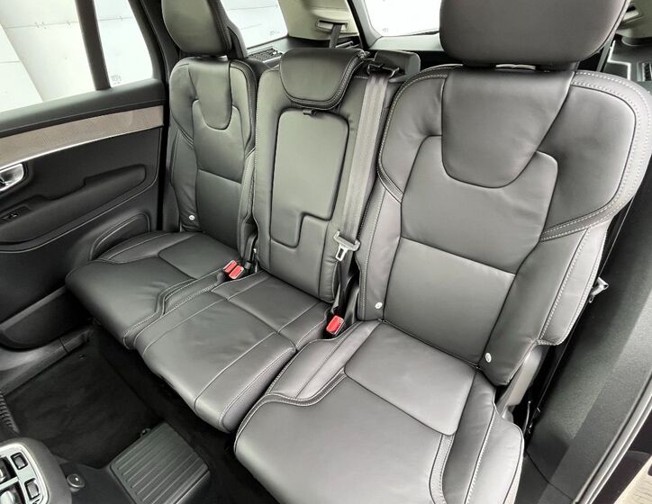 Volvo XC90 21